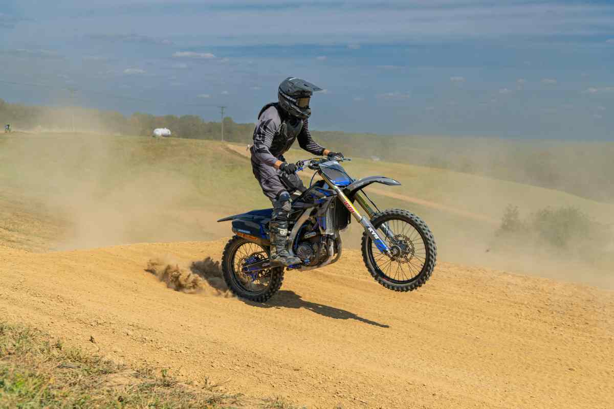 Tot ce trebuie să știi despre &icirc;ntreținerea unei motociclete enduro: ungere, curăţare, verificări şi mentenanţa sezonierăa asasasas,6 - NordicaMoto
